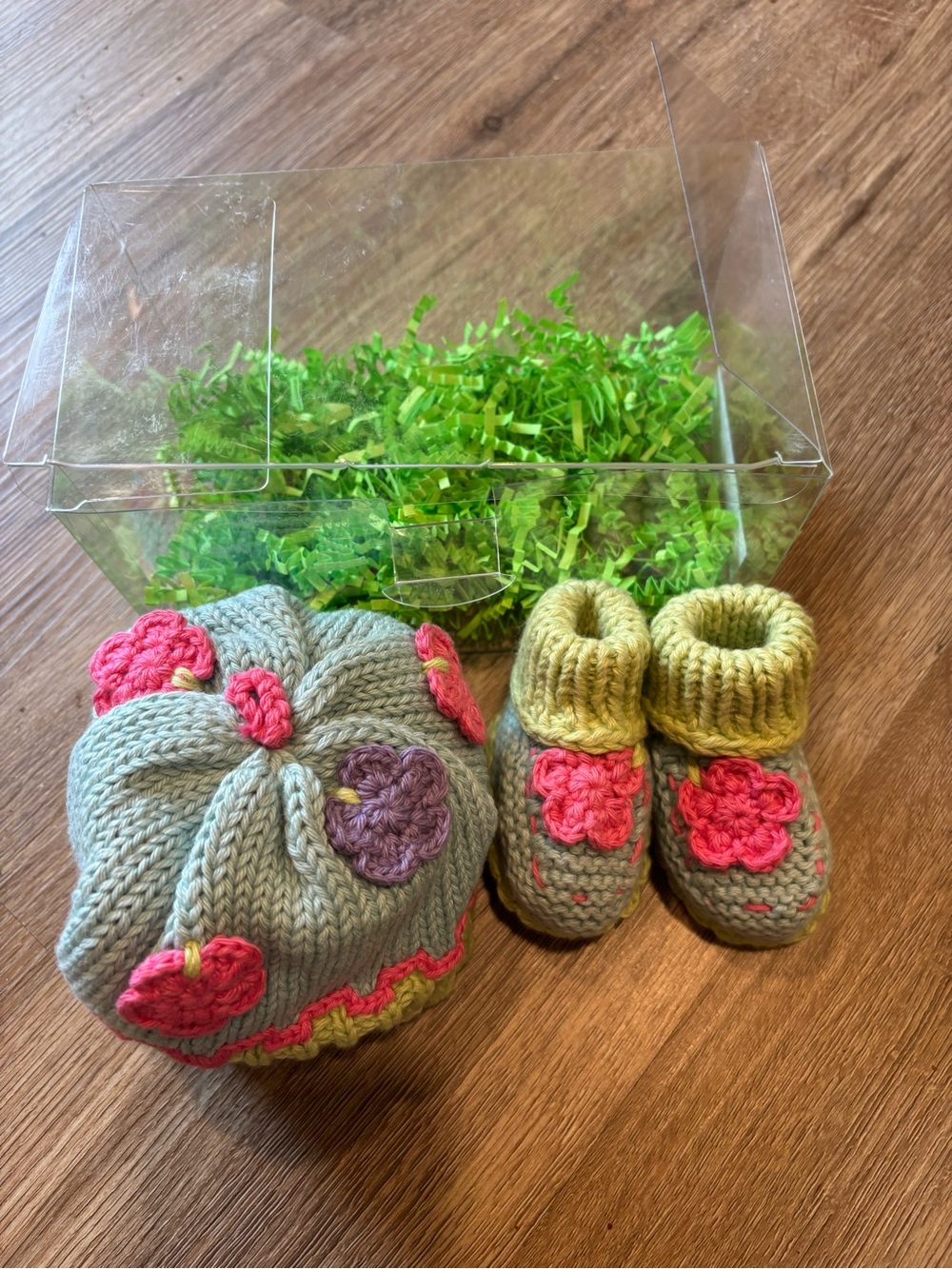 Artwalk Baby Knit Hat & Booties Gift Set one size